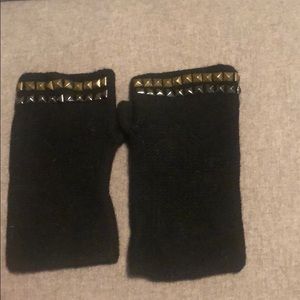 Portolano Fingerless Black Gloves with Metal